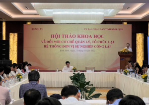 Đồng chí Nguyễn Trọng Thừa - Thứ trưởng Bộ Nội vụ phát biểu tại Hội thảo