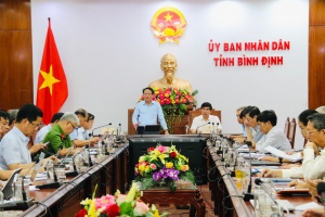 Chủ tịch Ủy ban nhân dân tỉnh Phạm Anh Tuấn - Trưởng Ban chỉ đạo phát biểu tại buổi làm việc
