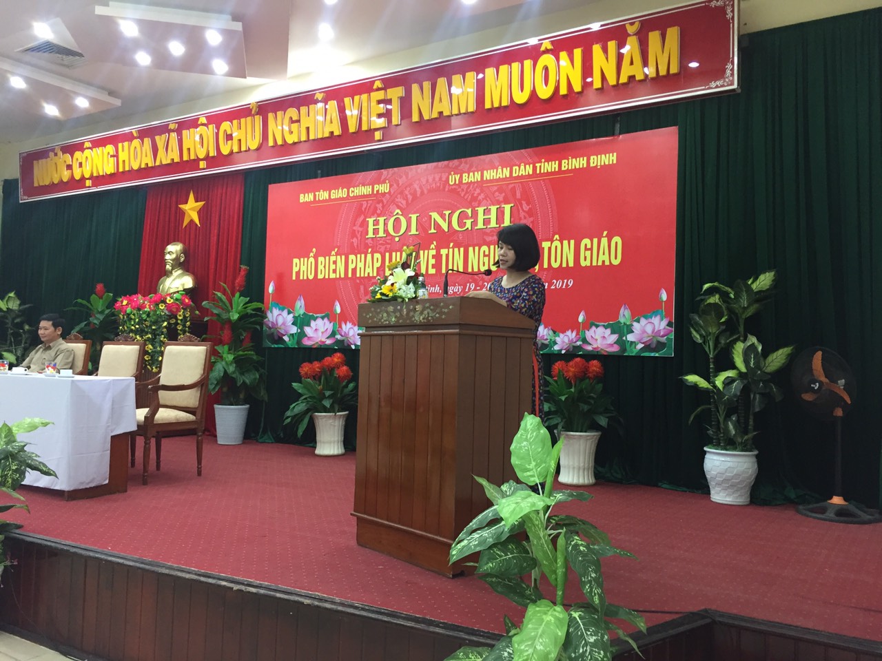 Hội nghị phổ biến pháp luật cho chức sắc, chức việc, tín đồ các tôn giáo trên địa bàn tỉnh Bình Định