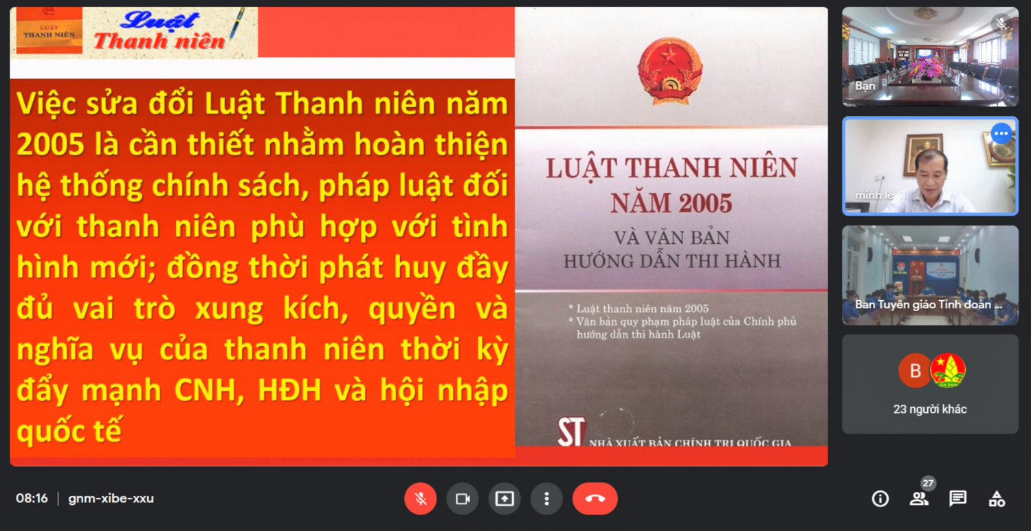 Đồng chí Lê Minh Tuấn thuyết trình về Luật Thanh niên 2020