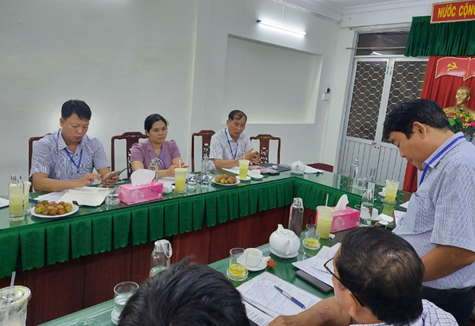 Ông Phạm Văn Nam – Phó Trưởng Ban Tôn giáo thông qua bản Báo cáo tại cuộc họp
